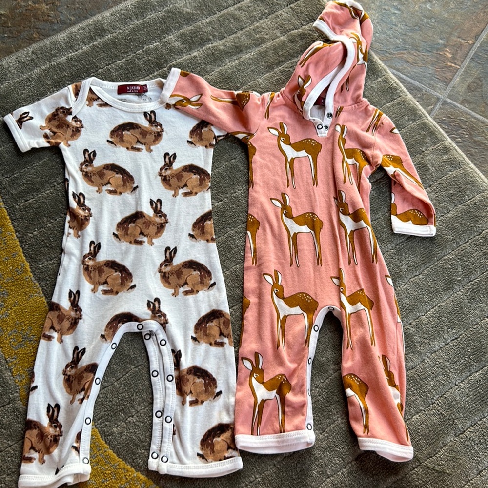 No stains, footless one pieces…super soft!
